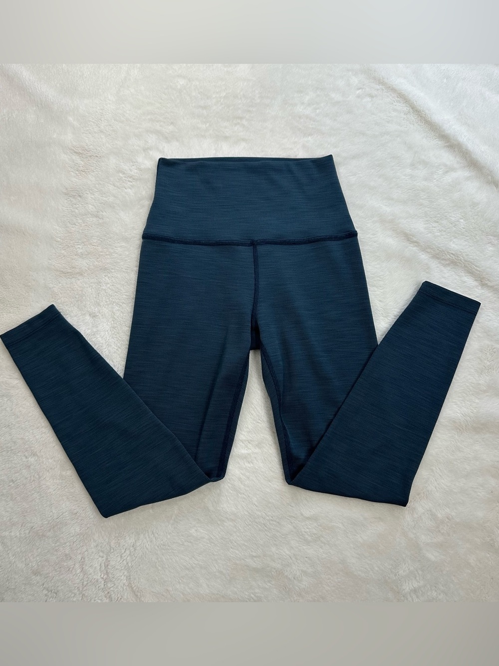 Beyond Yoga Heather Rib High Waisted Midi Leggings Blue Small